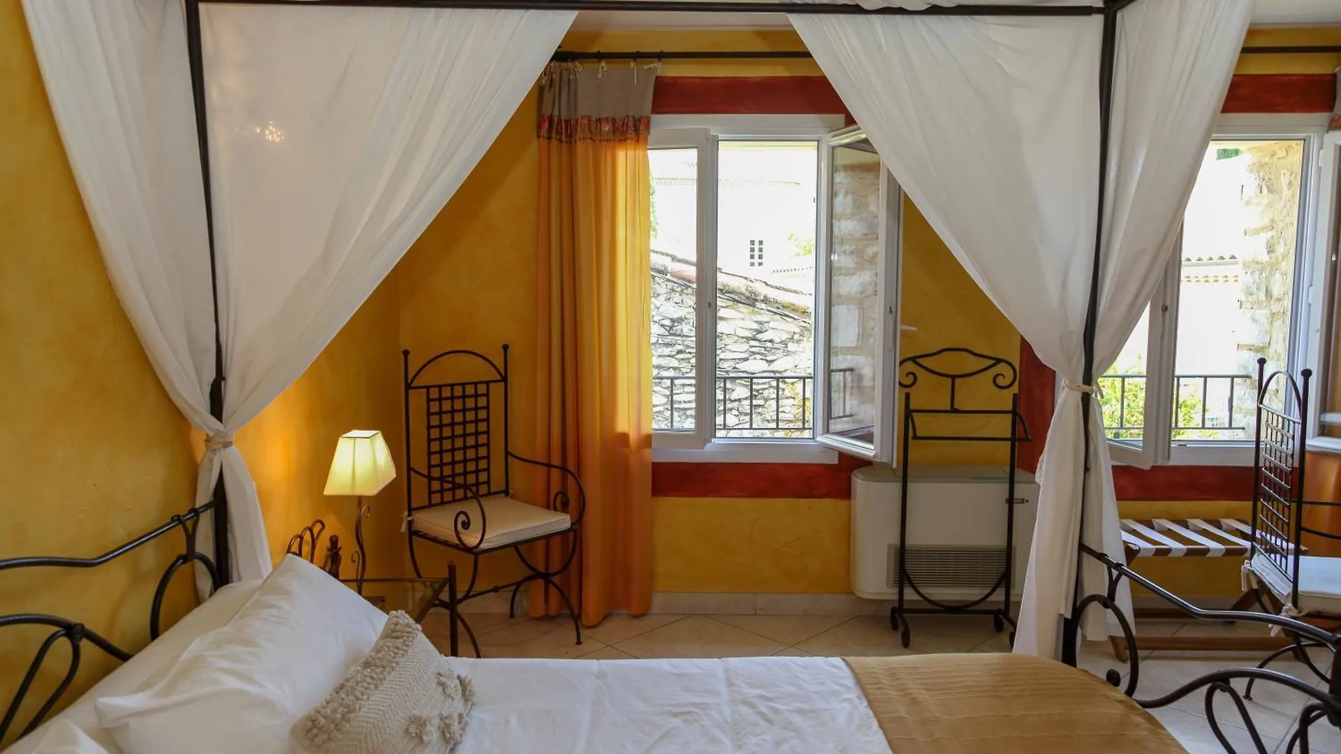 Le Rif Hotel Puygiron 0*,  Frankrijk